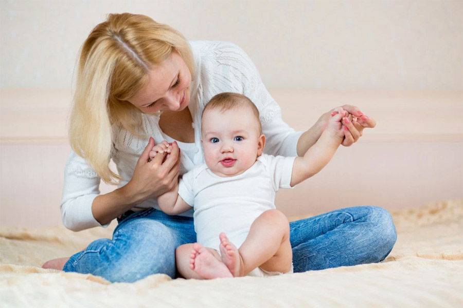 Можно ли сажать ребенка в 4 месяца и как определить, что малыш готов
