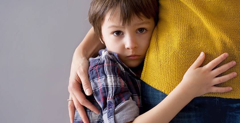 Нерешительный ребенок: как помочь ему преодолеть страхи?