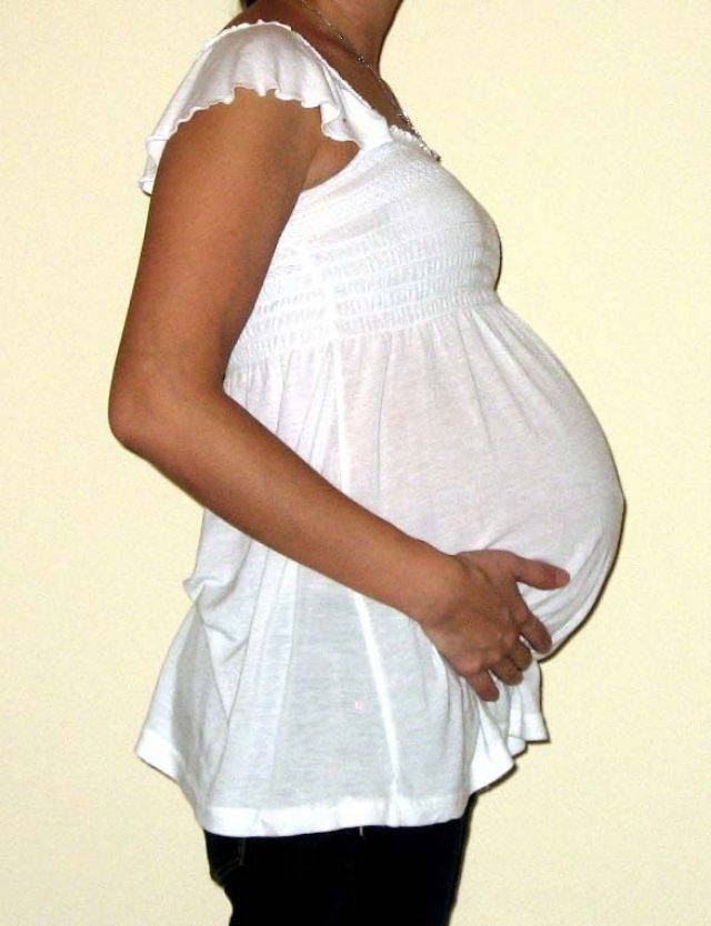33 неделя беременности: развитие малыша и здоровье мамы на таком сроке совместного существования