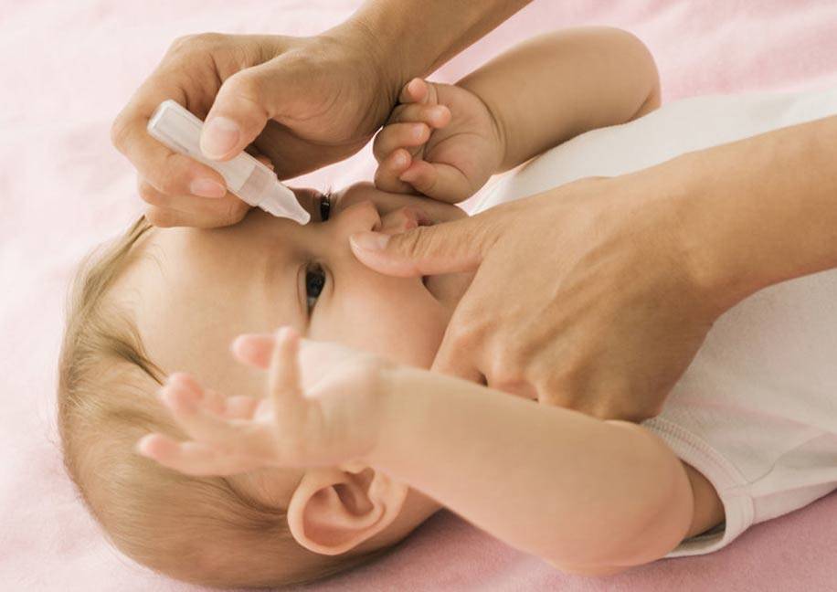 Дакриоцистит - зондирование слезного канала у детей