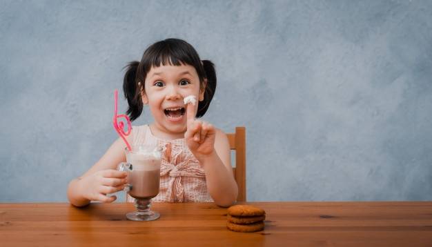 Что нужно знать о шоколаде и какао в рационе ребенка? - learning.ua