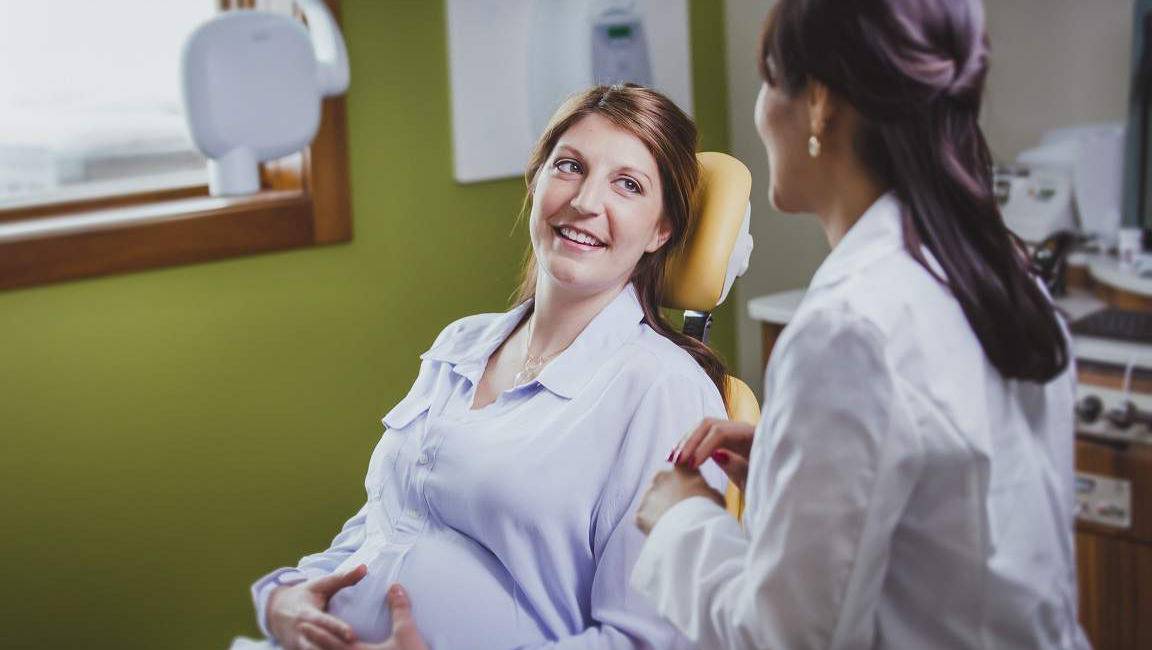Можно ли лечить зубы во время беременности? ответы в нашей статье
