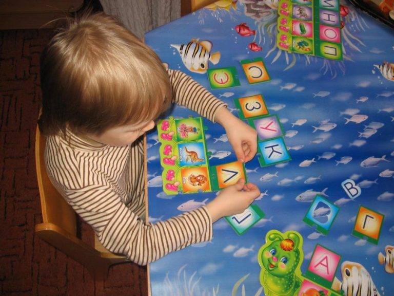 Игры для развития ребенка в 1 год