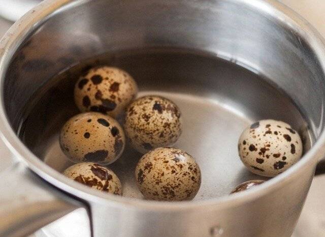 Сколько варятся перепелиные яйца вкрутую для ребенка