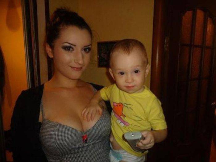 Ребенок любит одну грудь больше другой