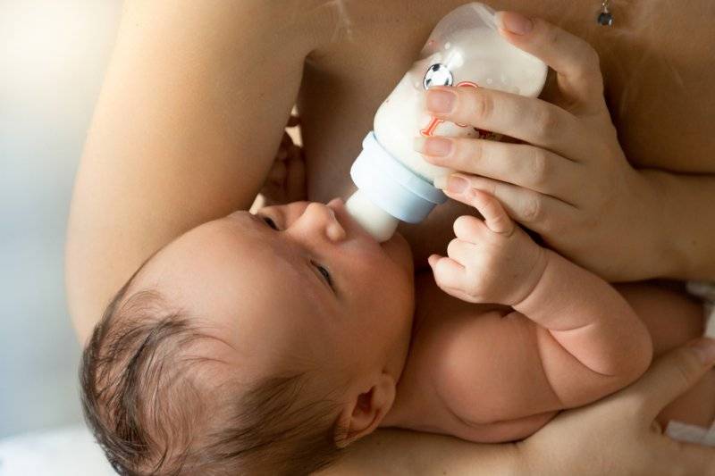 Все о кормлении грудью - правила грудного вскармливания, механизм образования молока, сцеживание молока, трещины сосков, диета и гигиена кормящей матери :: polismed.com