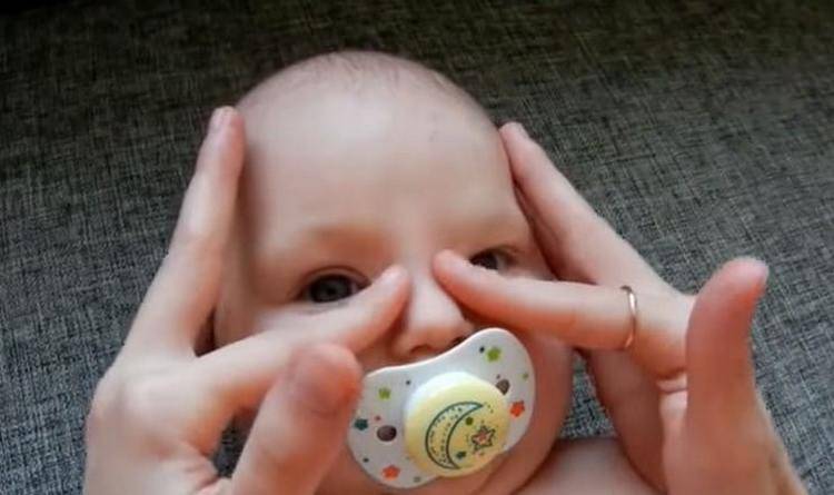 Как правильно делать массаж слёзного канала у новорождённых