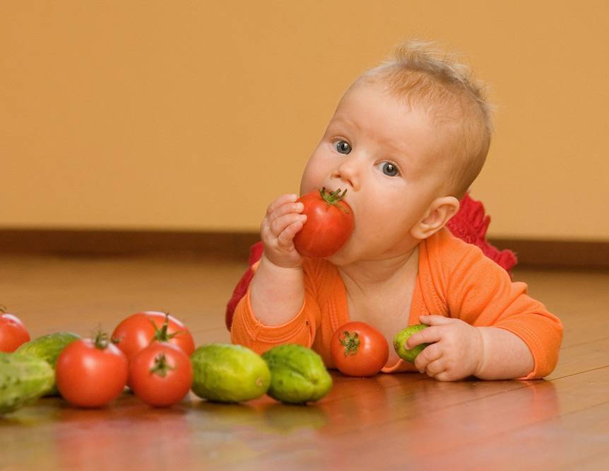 С какого возраста можно начинать давать мандарины ребенку? польза мандаринов, противопоказания и аллергия