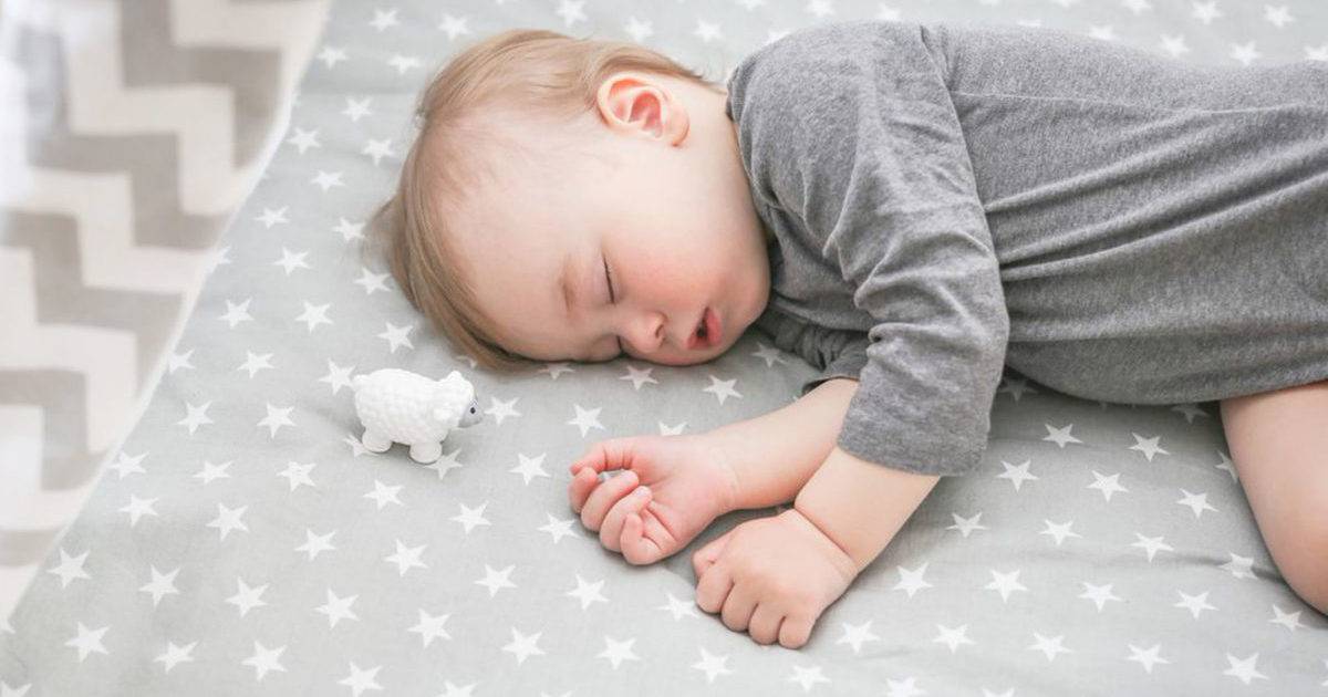 Как приучить ребёнка засыпать самостоятельно