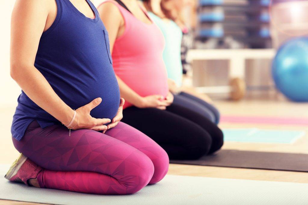 Йога для беременных: польза и топ-5 асан для беременных