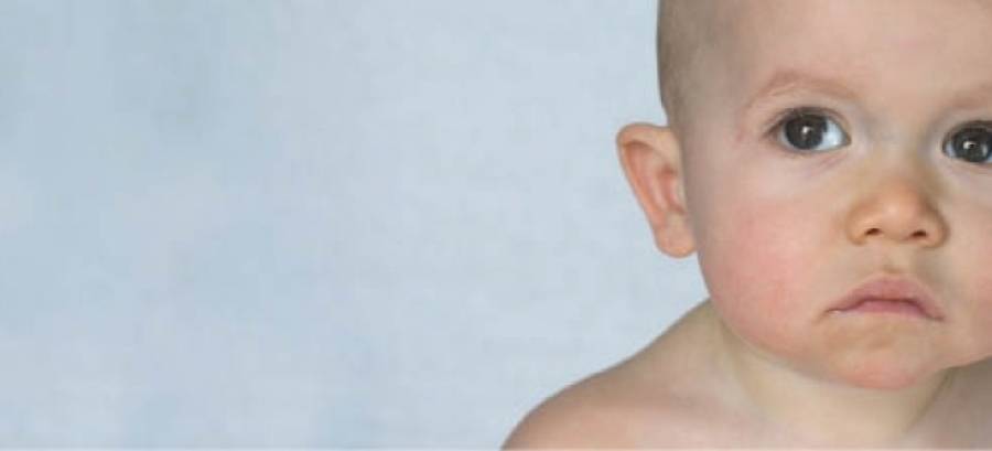 Синеет носогубный треугольник у грудничка: причины цианоза, помощь ребенку