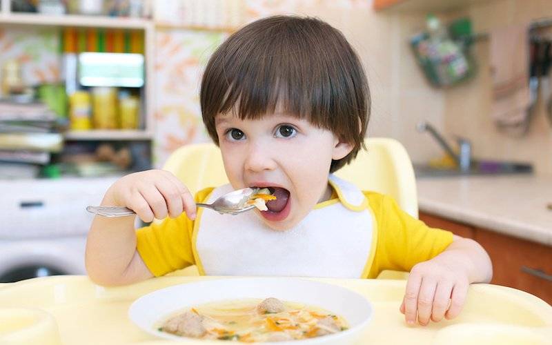Почему ребенок не хочет есть суп?