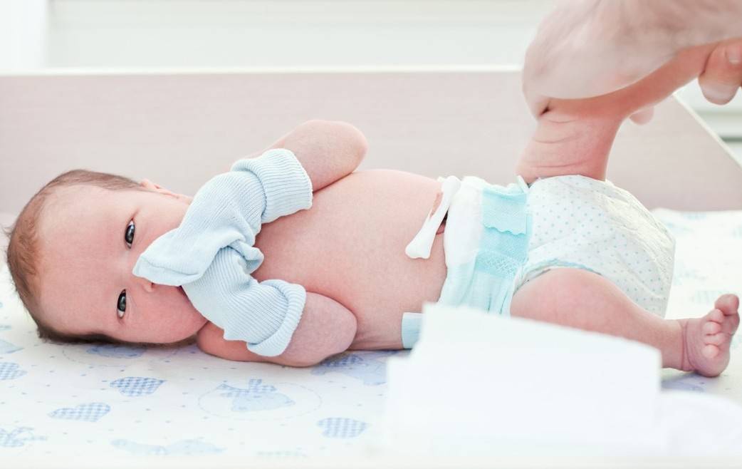 Чем обрабатывать пупок новорожденного: основные правила ухода