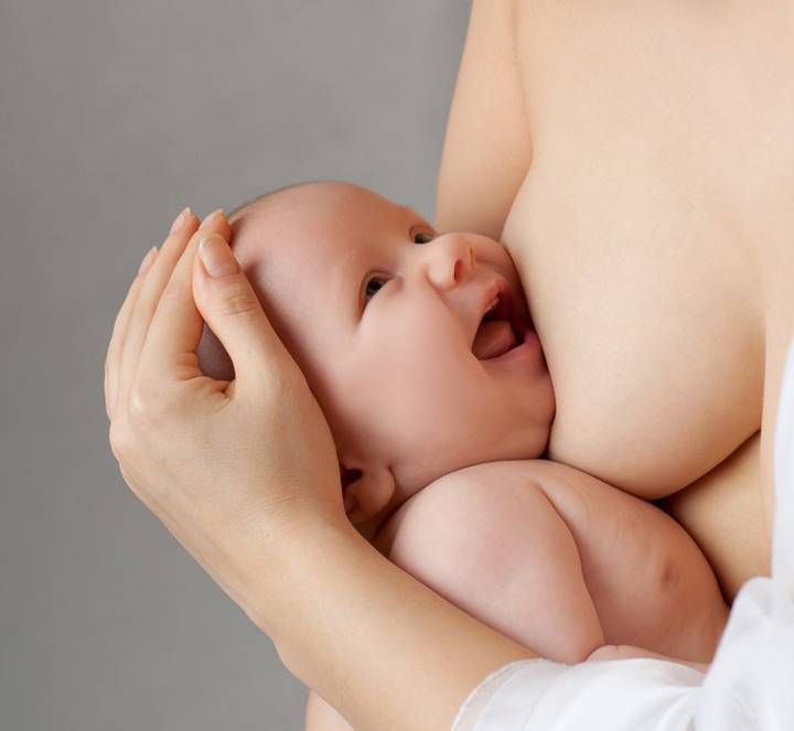 Когда и как правильно бросить кормить ребенка грудью?