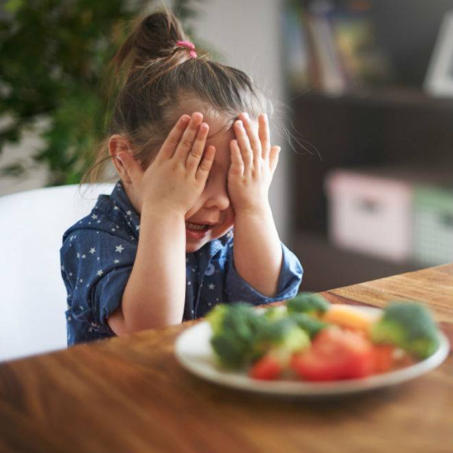 Мой ребёнок не хочет есть: что нужно знать родителям о детях — малоежках