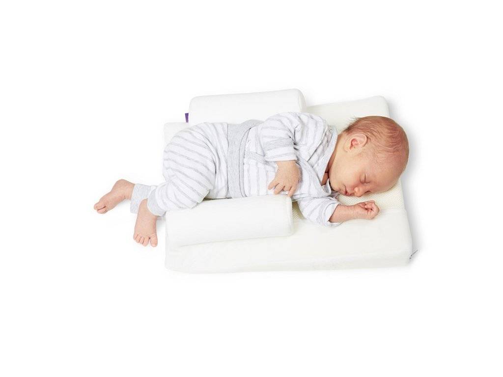 C какого возраста ребенку можно спать на подушке?
