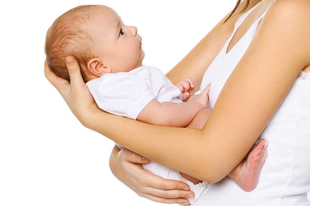 Причины рвоты у грудничка после кормления грудным молоком или смесью, лечение новорожденных
