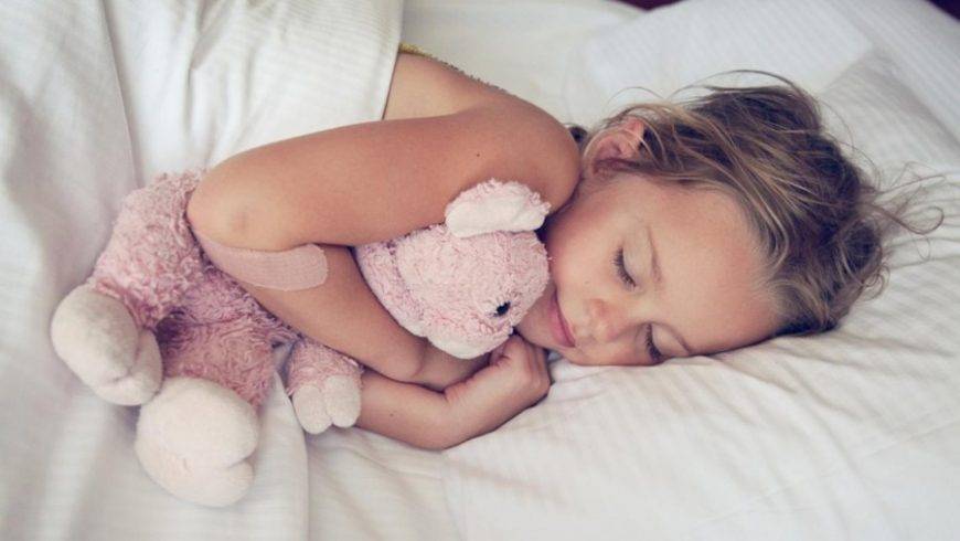 Польза сна для детей: 10 причин, почему детям нужно спать больше чем взрослым