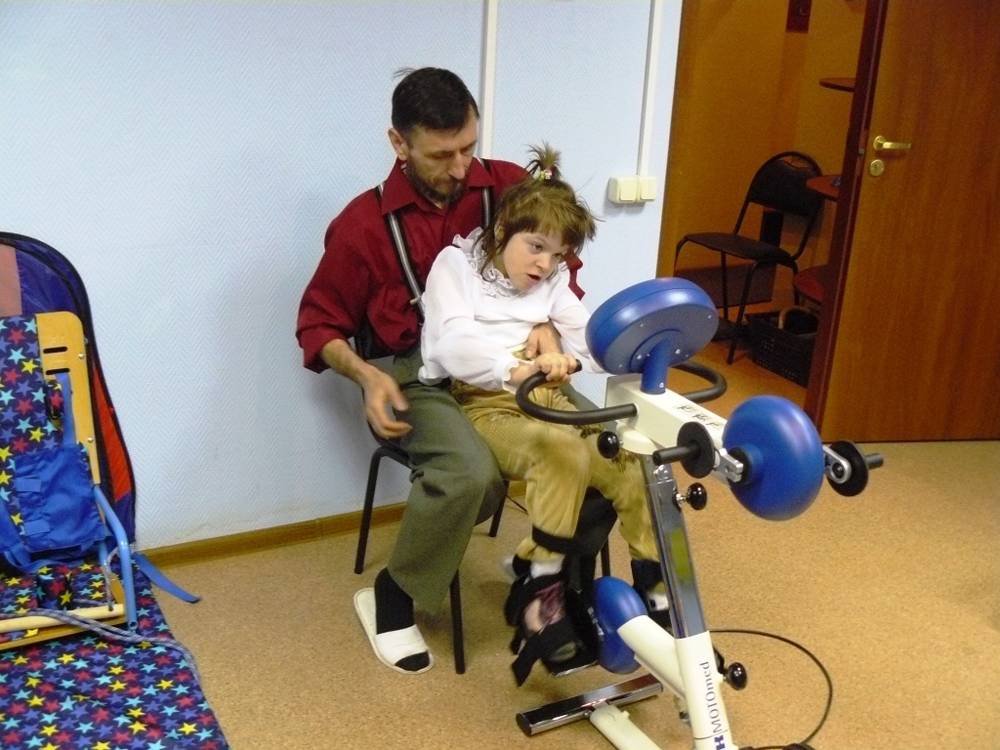Мышечная слабость и утрата двигательных навыков у пациентов с детским церебральным параличом | nasdr