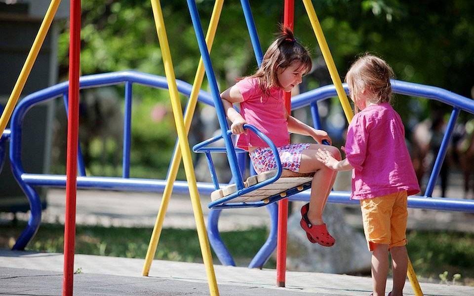 12 конфликтных ситуаций на детской площадке