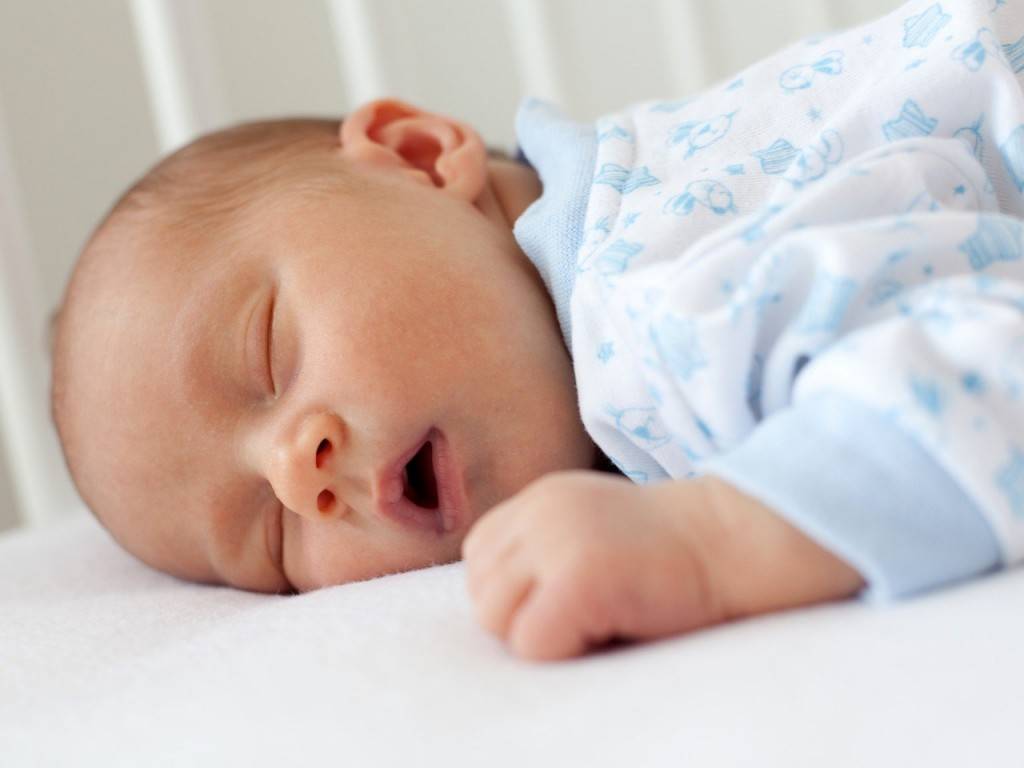 Ребенок 2 месяца плохо спит днем. часть 1