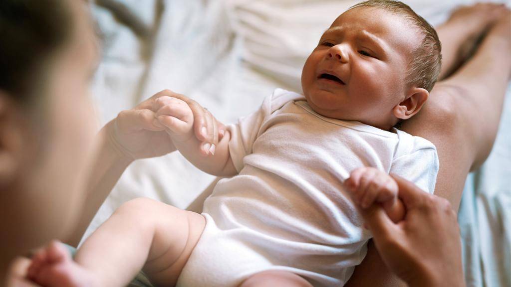 Рефлюксная болезнь у младенцев — чем лечить?
