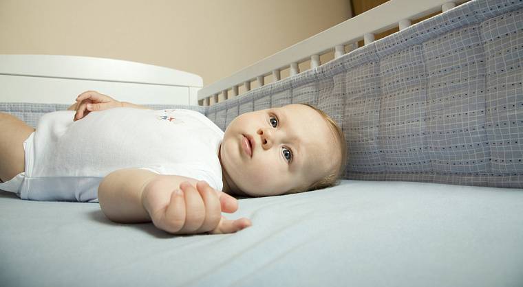 Сон ребенка в 4 месяца – сколько должен спать 4-х месячный ребенок | сон малыша в 4 месяца