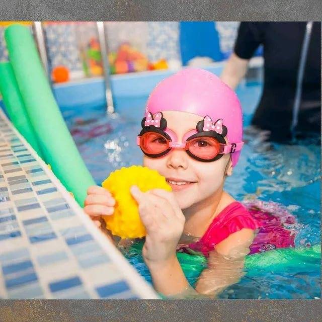 12 лучших детских бассейнов москвы: плавание для грудничков и будущих чемпионов