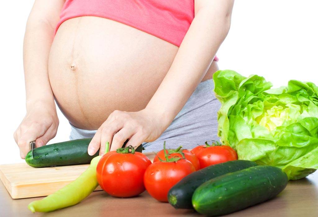 Огурцы при беременности — польза, противопоказания и риски употребления