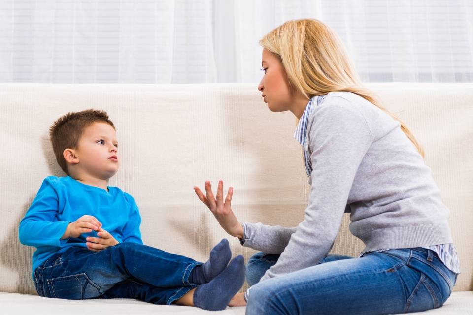 Как разговаривать с ребенком: важные принципы и советы психолога - psychbook.ru