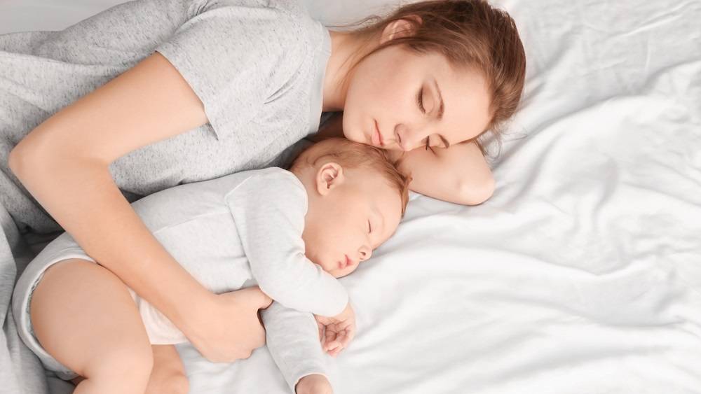 Как уложить ребенка спать без грудного кормления?