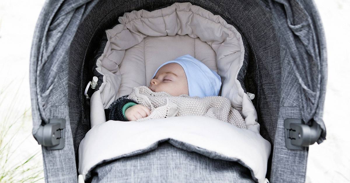 Зимняя коляска для новорожденного: как выбрать?