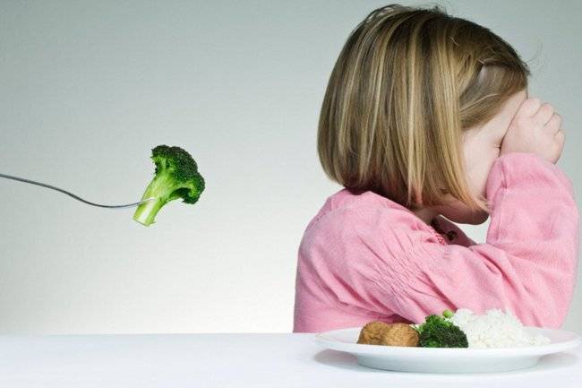 Что такое пищевое насилие и как не допустить его со своим ребенком