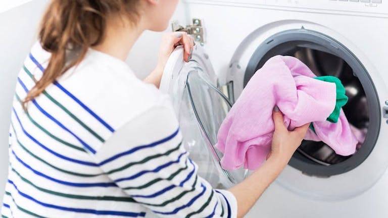 Как правильно стирать детские вещи для новорожденных в стиральной машине