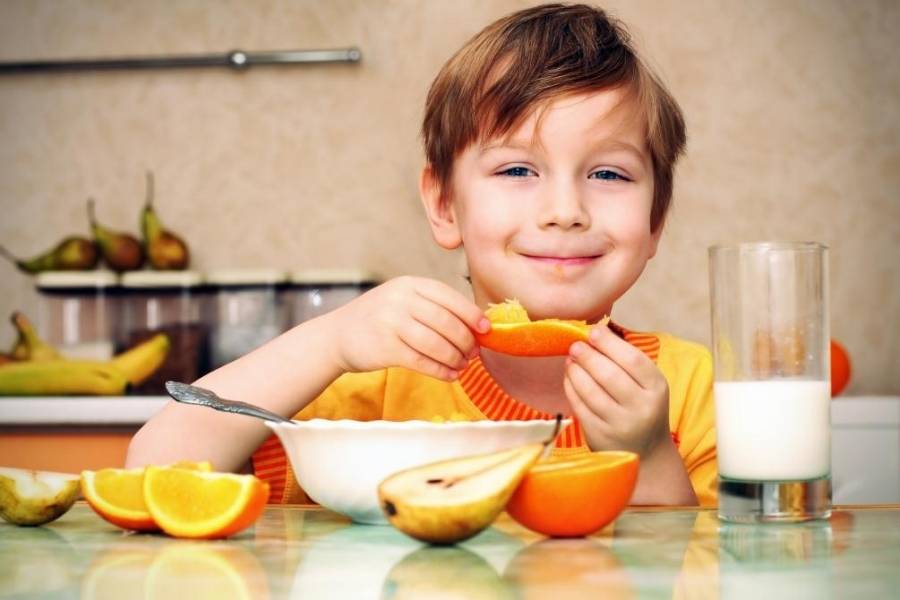 Как приучить ребенка к здоровому питанию: основные правила