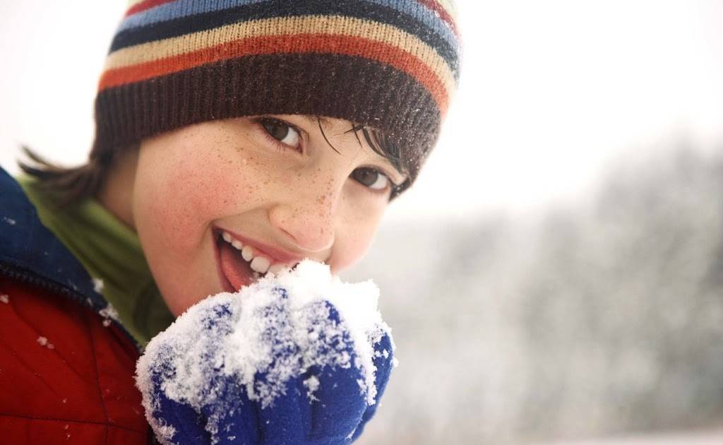 Чем снег опасен для детей: 5 глупых вещей, которые мы больше не делаем