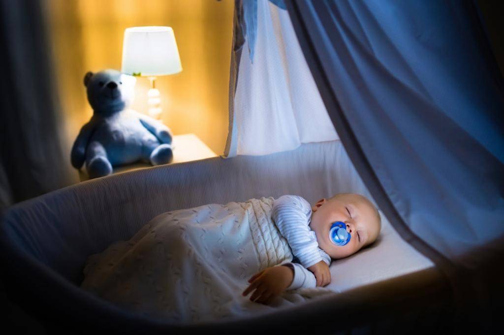 Е. комаровский: ребенок перепутал день с ночью - что делать