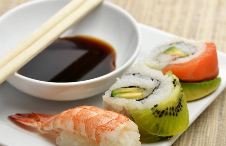 Можно ли суши и роллы при грудном вскармливании