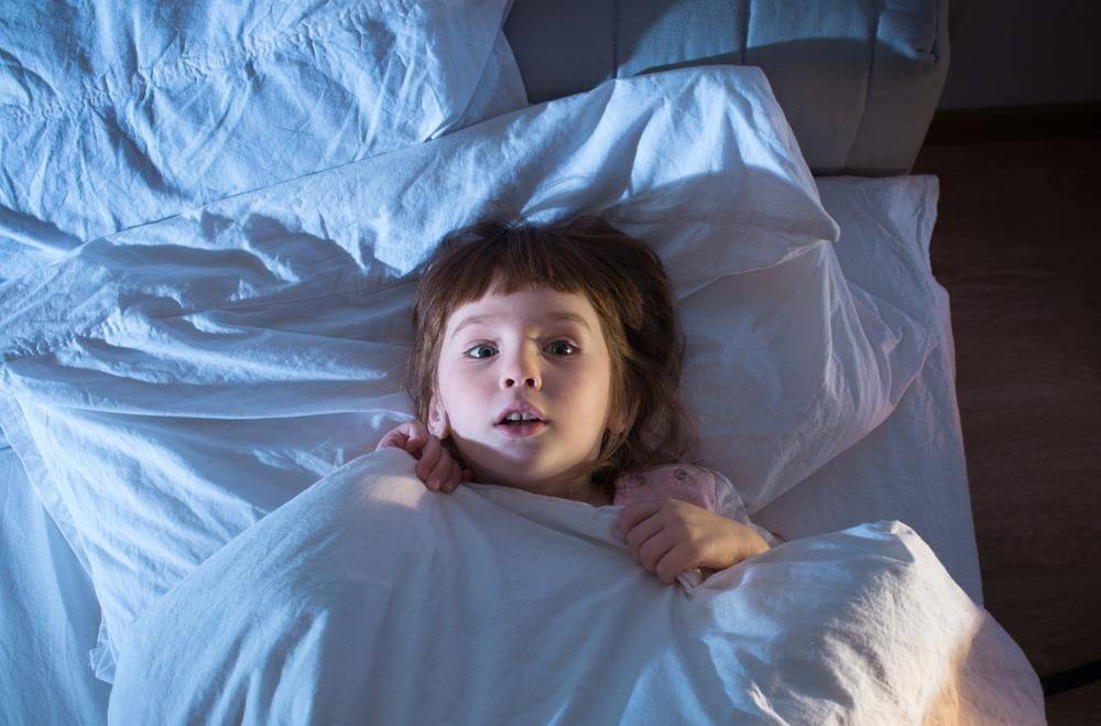 Как помочь ребенку справиться со страхом темноты и сохранить самостоятельный сон