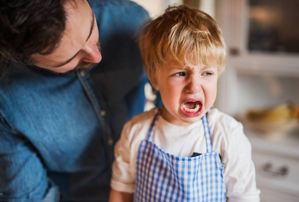 Что делать, если ребенок в 3-4 года не слушается: советы психолога – маме на заметку