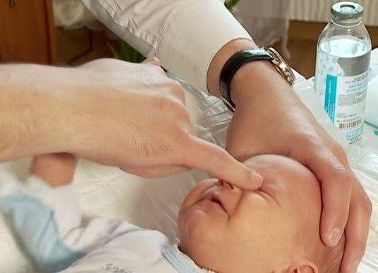 Мануал для родителей по проведению массажа слёзного канала у новорождённых, рекомендованный педиатром