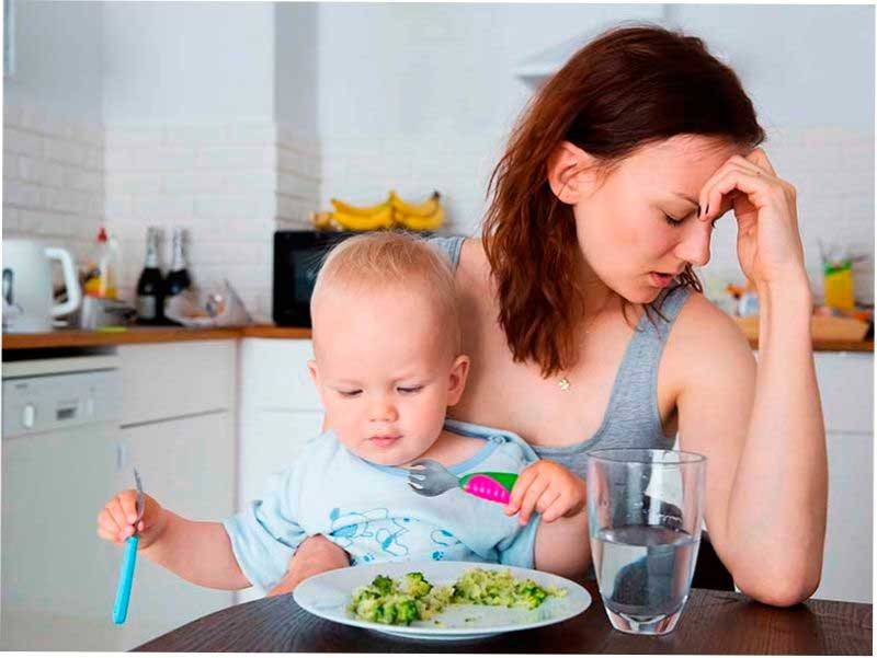 Почему ребенок не хочет кушать и что делать? | ammam.ru