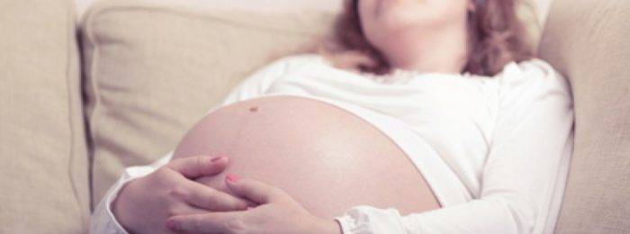 42 неделя беременности: нет никаких признаков родов – что делать, сколько это месяцев