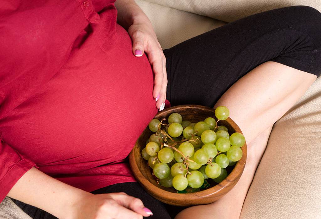 Польза и вред винограда при беременности
