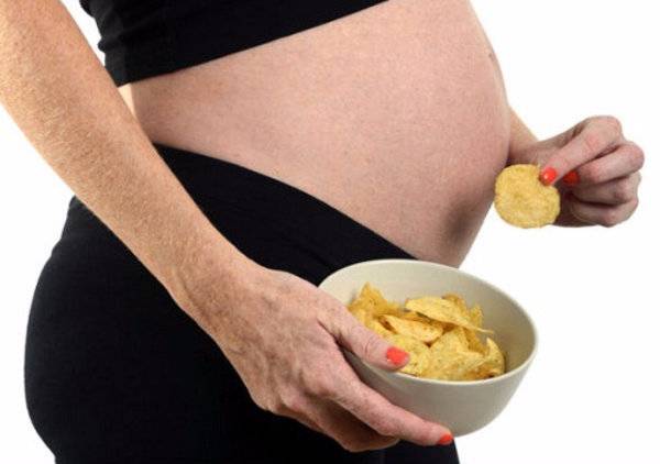 Чипсы при беременности - можно есть или нет?
чипсы при беременности - можно есть или нет?