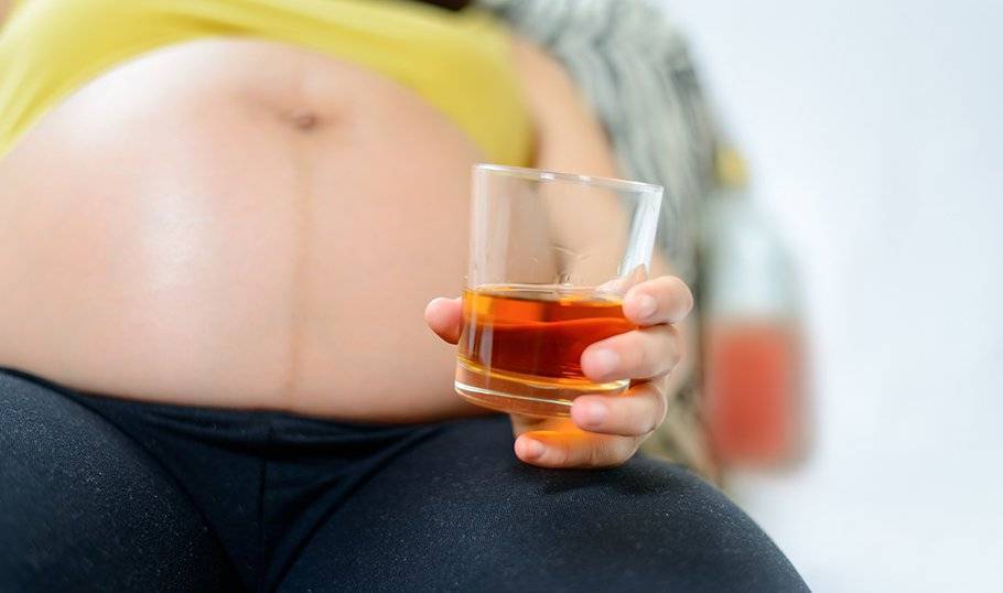 Вредит ли пиво во время беременности? алкогольное и безалкогольное: сколько можно выпивать - умкамама.ру