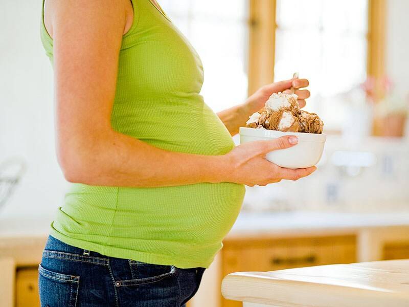 Какие сладости можно беременным: 6 полезных продуктов
