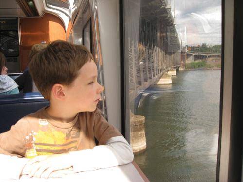 Поездка поездом с двумя детьми, нужны ваши советы!!!