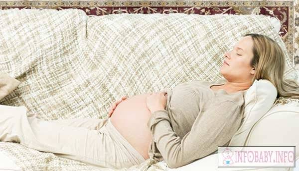 Почему у женщин во время беременности появляется на животе темная полоска? | москва