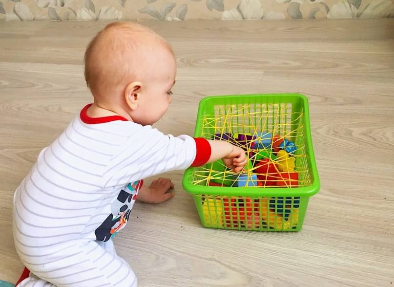 Как развивать ребенка в 1 месяц в домашних условиях